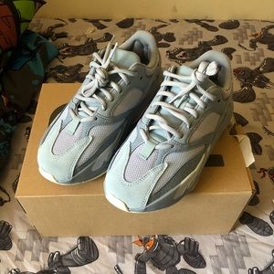 Yeezy 700 Inertia